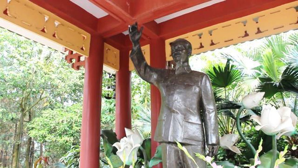 Kể từ đó, Đồi 79 Mùa xuân không chỉ là quần thể văn hoá tâm linh để người dân tưởng nhớ công lao của Chủ tịch Hồ Chí Minh mà còn là khu du lịch hấp dẫn - nơi người dân đến tham quan, ngắm cảnh.