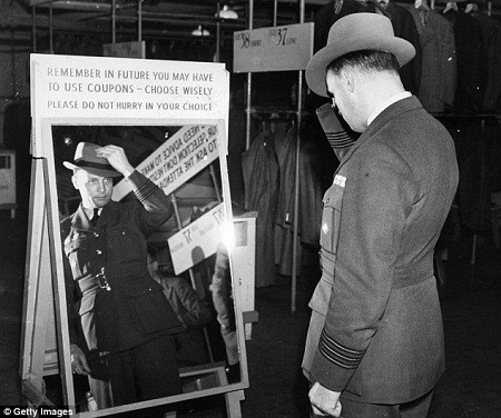 Sở dĩ giới chuyên cho cho rằng Yeo-Thomas truyền cảm hứng để nhà văn Fleming tạo nên nhân vật điệp viên 007 là vì cả hai có một số điểm chung.