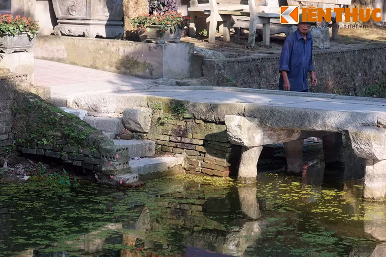 So với cầu đá làng Nôm nổi tiếng ở Hưng Yên, cầu đá của Bắc Ninh được xây dựng với kiểu thức tương tự...
