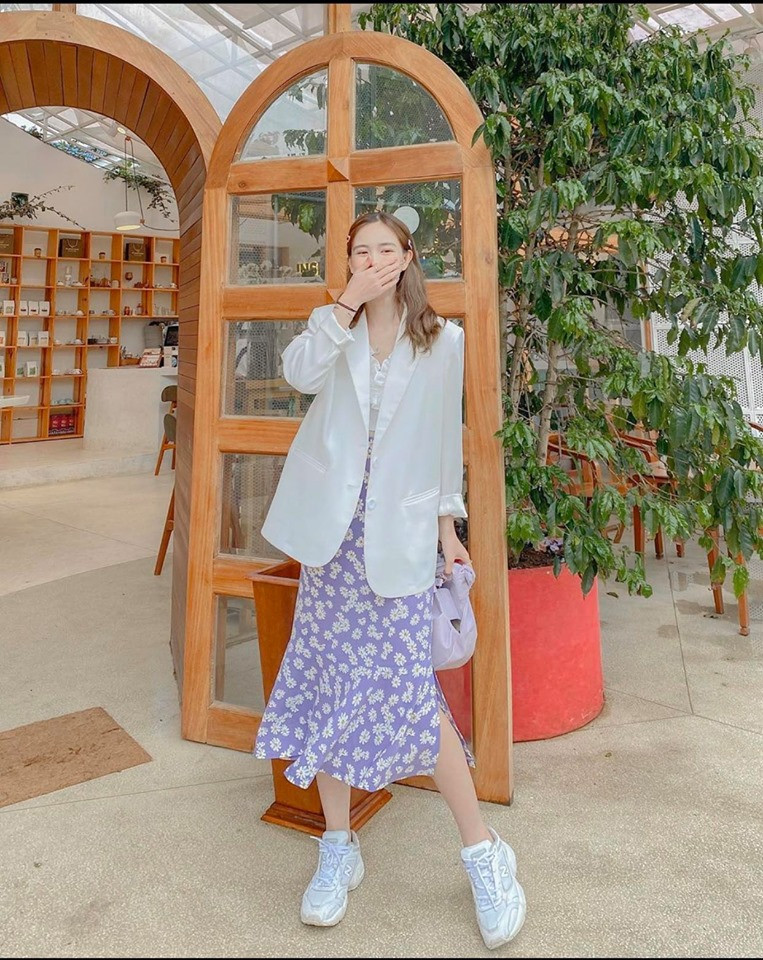 Bat trend “tim lim tim sim” cung cac hot Instagram-Hinh-4