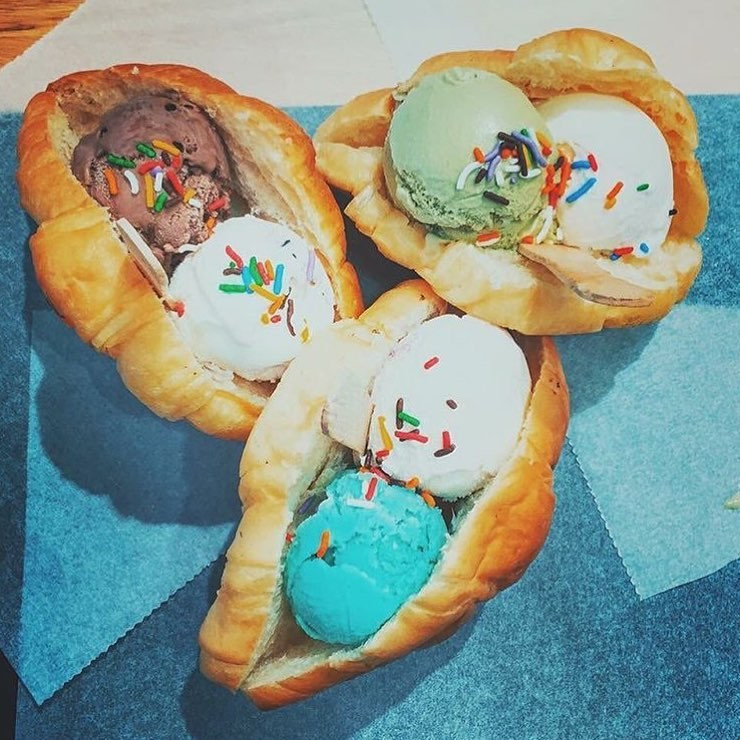 Nghe thì có vẻ không liên quan nhưng đây là lại món quà vặt giải nhiệt cực ngon và mát lạnh cho mùa hè.