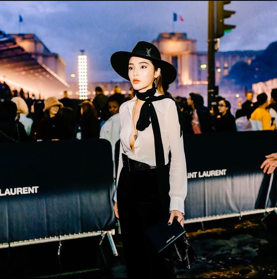 Vừa sang trọng đẳng cấp, vừa quyến rũ nóng bỏng.