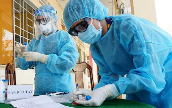 Trua 21/6: Them 90 ca mac COVID-19, rieng TP HCM 63 ca