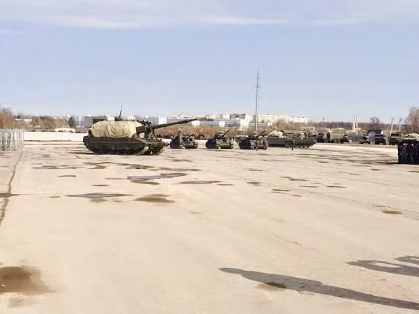 Xe tang, T-34, phao SU-100 se tham du duyet binh 9/5-Hinh-2