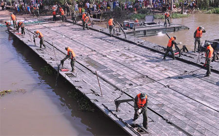 Tiến hành thả neo.