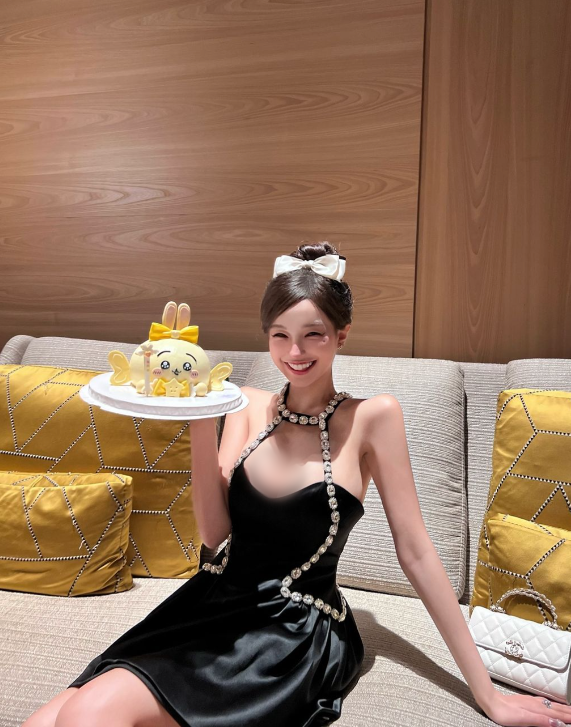 Sở hữu gương mặt xinh đẹp, đôi mắt to tròn cùng làn da trắng sứ, hot girl Huang Lin nhanh chóng thu hút sự chú ý của mọi người. Ảnh: IG lovelynnboo