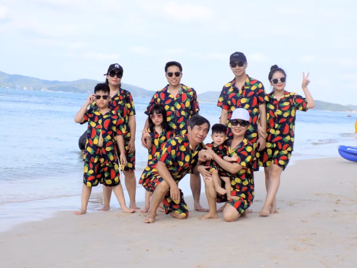 Sau gần 30 năm bên nhau, vợ chồng nghệ sĩ Minh Phương - Đức Hiệp đã lên chức ông bà nội ngoại.