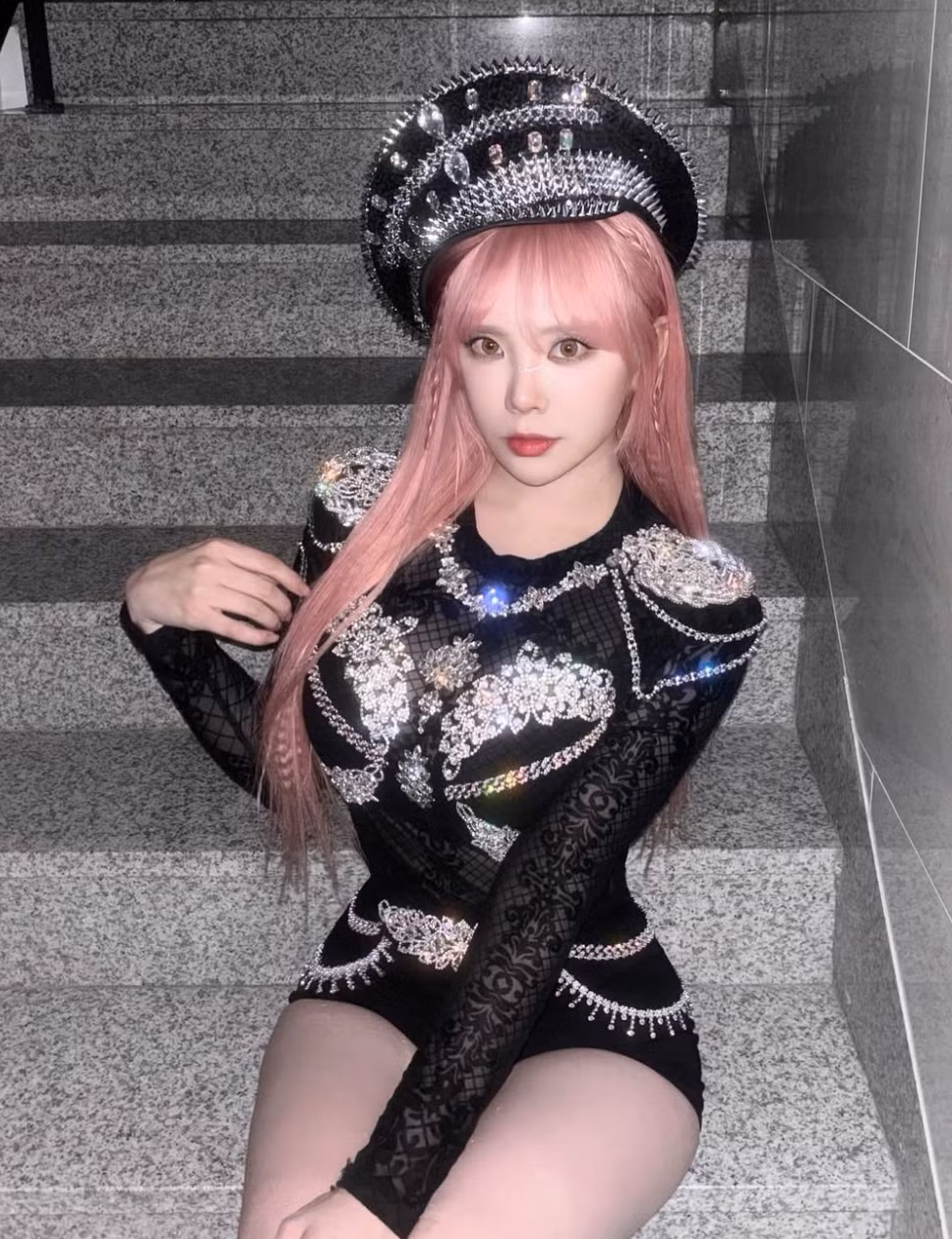 Dami là một trong những hot girl, người mẫu gợi cảm của xứ sở kim chi.