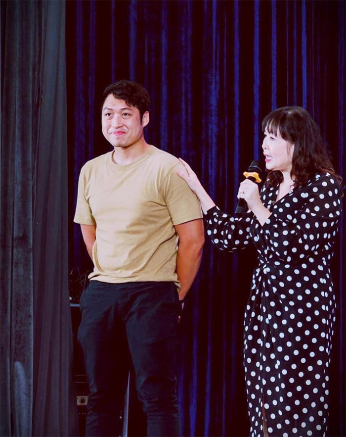 Tháng 9/2023, Khôi Nguyên (tên ở Mỹ là McFloyd Nguyen) quyết định trở về Việt Nam dù ban đầu hơi đắn đo. "Tôi đắn đo nhiều. Ở lại Mỹ, tôi vẫn có thể phát triển nhưng nếu cứ cuốn theo con đường đó thì biết bao giờ mới có cơ hội về Việt Nam. Tôi còn sức trẻ, nhiệt huyết, muốn làm điều gì đó tại đây, nhất là ứng dụng những kiến thức đã học trong 4 năm", anh nói.