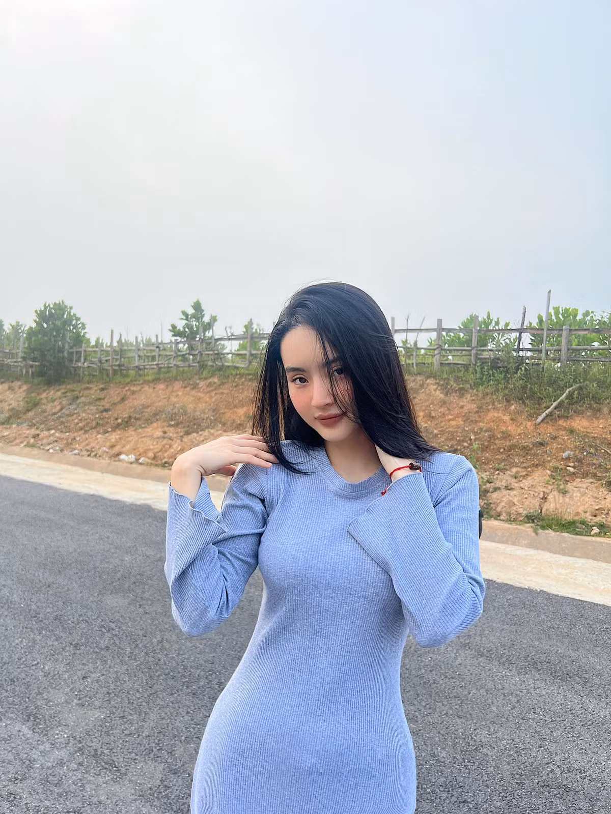 Trên trang cá nhân, Phương Trang cũng luôn nhận được lời khen ngợi với nhan sắc xinh đẹp. Ảnh: FB Lê Ngọc Phương Trang