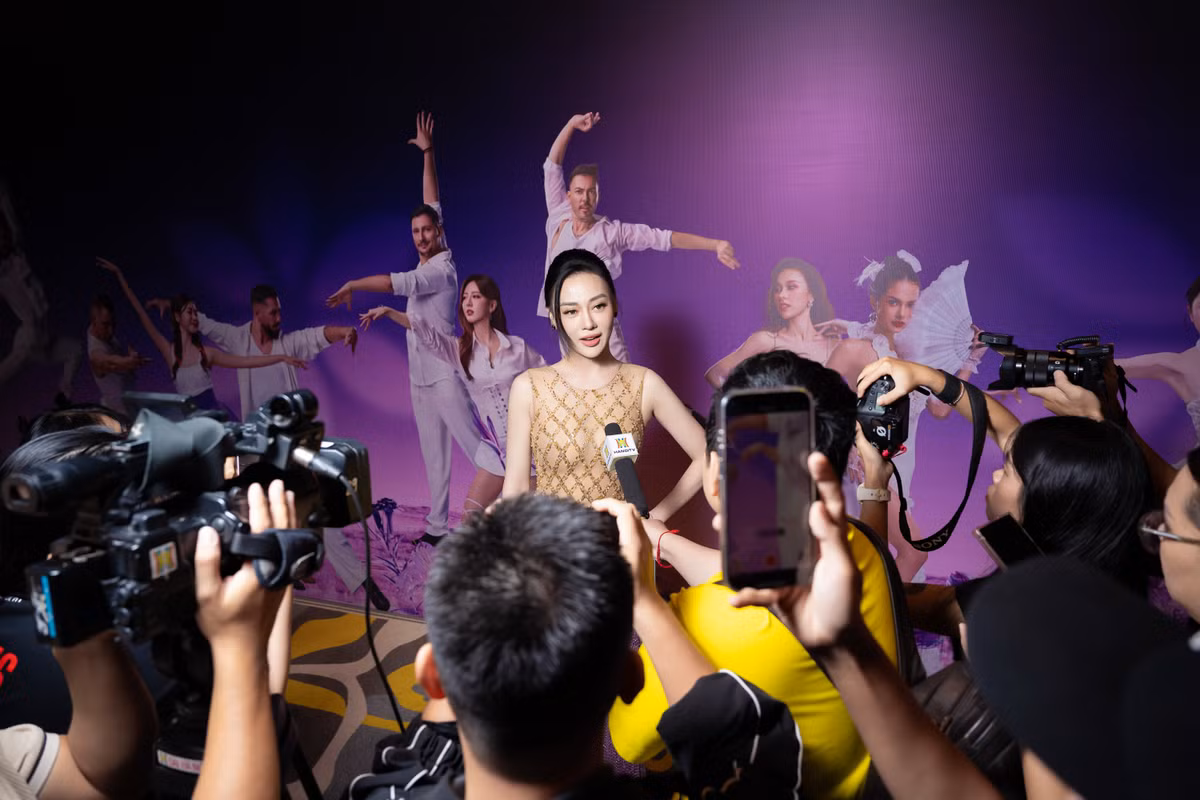 Chia sẻ tại chương trình, diễn viên Phương Oanh cho biết đã thích chương trình từ lâu, được ban tổ chức mời đúng lúc cảm thấy sức khoẻ, thể lực đã ổn định và tinh thần cũng sẵn sàng cho việc trở lại. "Tôi luôn muốn được sống với đam mê, sở thích của mình, theo đuổi mục tiêu trở thành người mẹ hiện đại không ngại chạy show, cống hiến thật nhiều cho nghệ thuật”, nữ diễn viên chia sẻ.