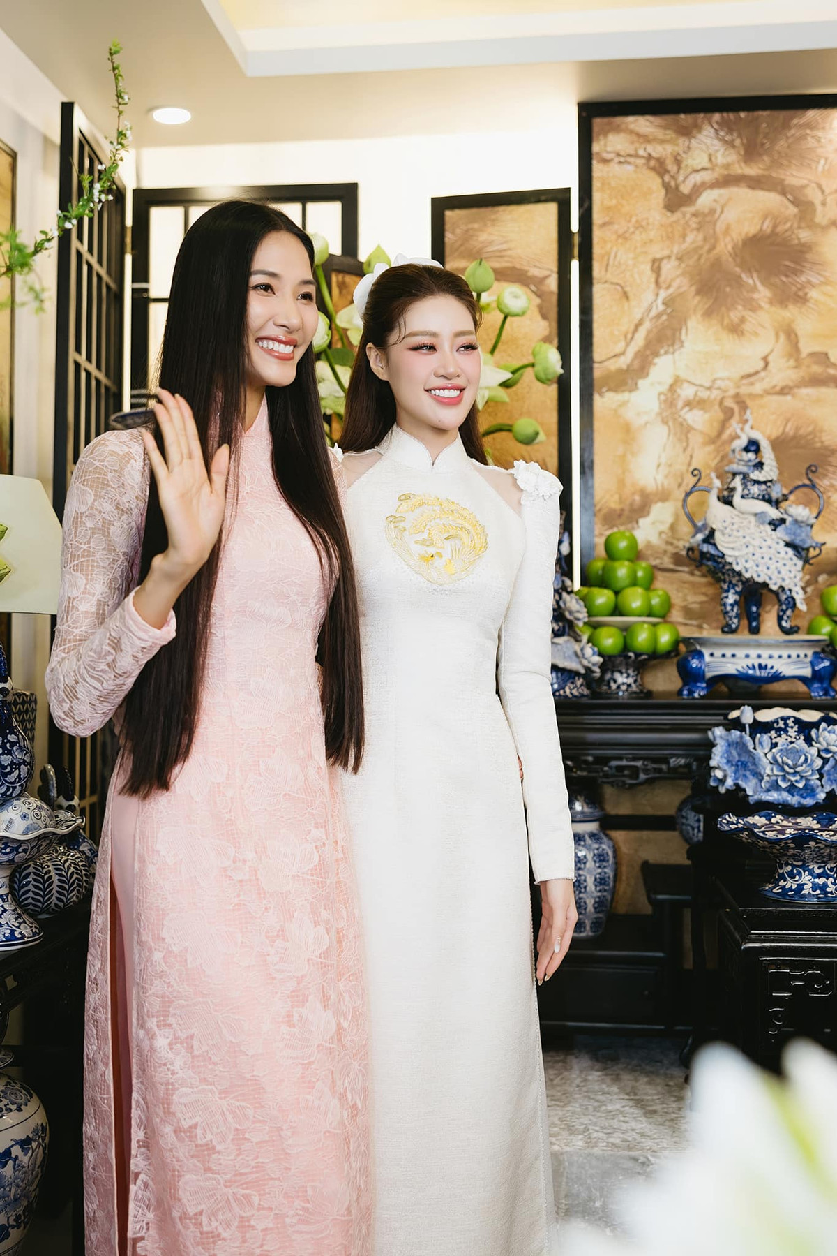 Hoàng Thuỳ khoe hình ảnh làm phù dâu cho Hoa hậu Khánh Vân. Ảnh: FB Hoang Thuy