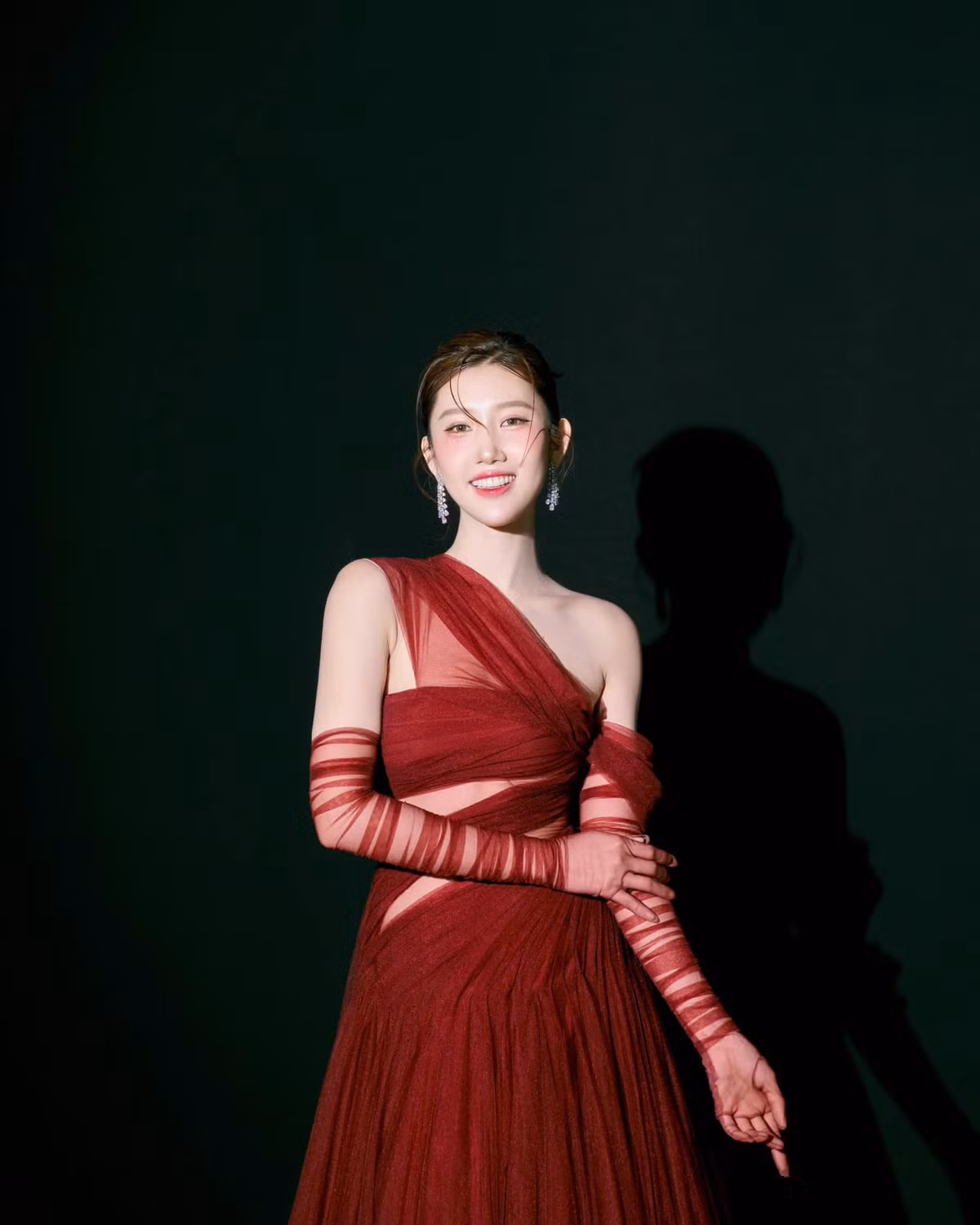 Khán giả không tiếc lời khen ngợi cho Thúy Ngân, đặc biệt từ khi giảm cân người đẹp Cai Lậy ngày càng thăng hạng sắc vóc. Ảnh: FB Lê Huỳnh Thuý Ngân