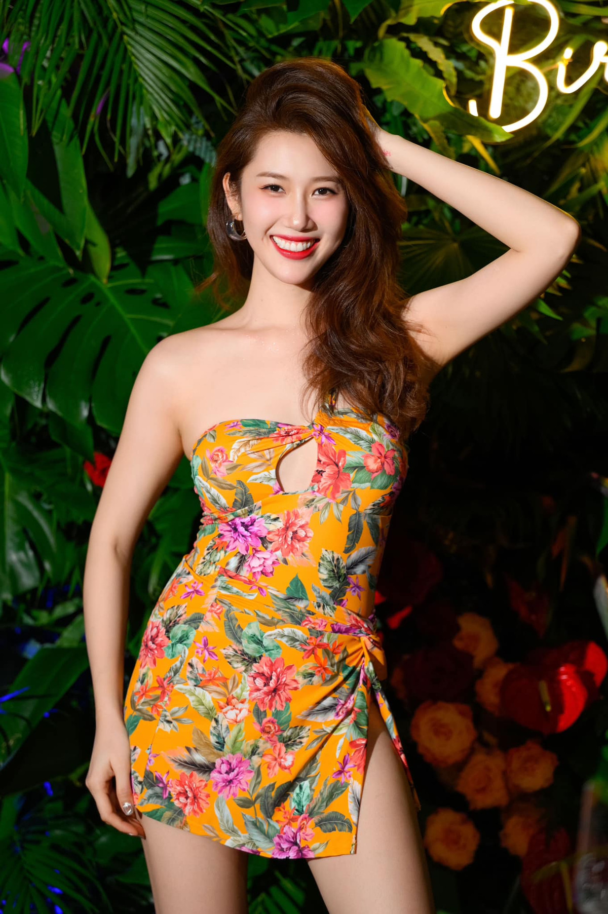 Phong cách thời trang của Thúy Ngân cũng được đánh giá cao bởi sự tinh tế và đa dạng. Ảnh: FB Lê Huỳnh Thuý Ngân