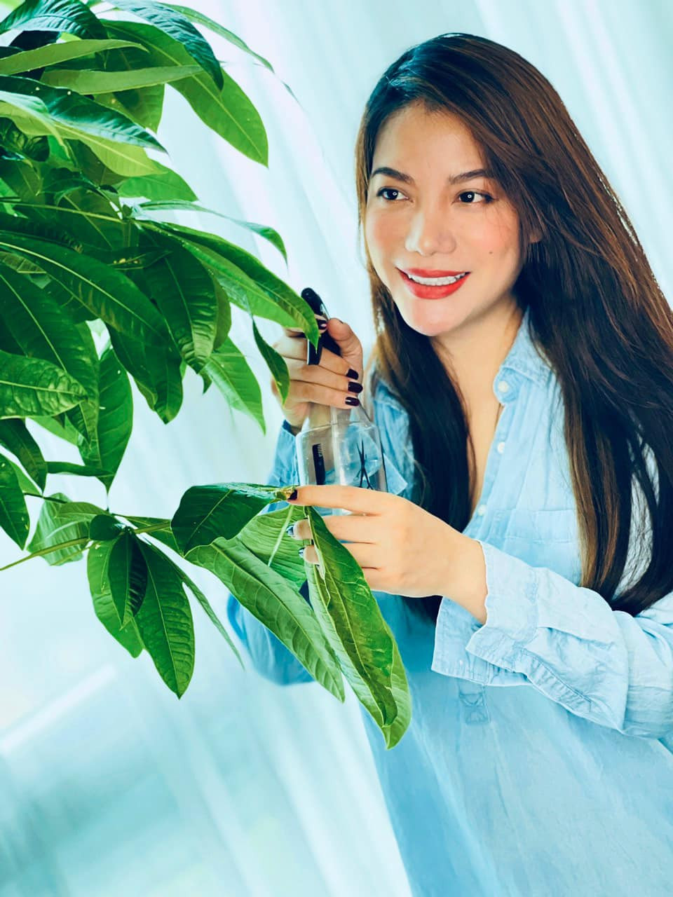 Diễn viên Trương Ngọc Ánh an yên giữa ồn ào kiện tụng.