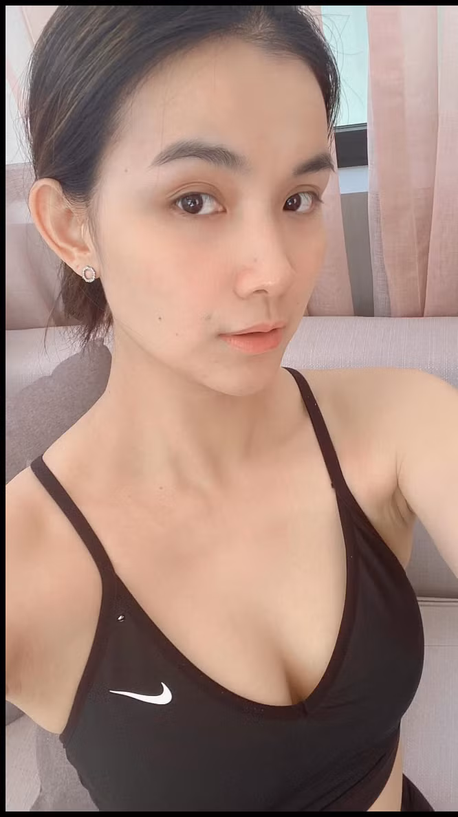 Cô cũng lập kênh TikTok riêng, chia sẻ về công việc hiện tại, cuộc sống gia đình bên chồng và hai đứa con. Ảnh: FB Nguyễn Thuỳ Lâm