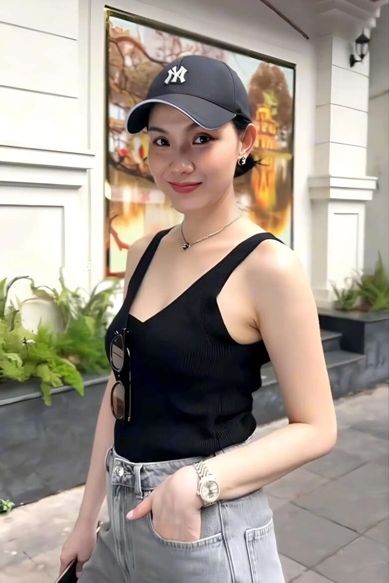 Trước đây, Thùy Lâm kín tiếng về cuộc sống cá nhân. Sau khi chia sẻ một số video đời thường, cô được nhiều khán giả động viên đăng tải thêm các nội dung tương tự lên mạng xã hội. Ảnh: FB Nguyễn Thuỳ Lâm