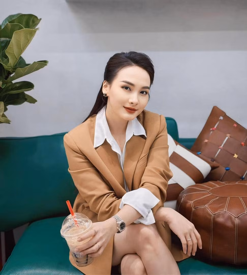 "Cái gì mà sắp 36 tuổi, dở à? 16 thôi", diễn viên Bảo Thanh dí dỏm chia sẻ. Ảnh: FB Bảo Thanh