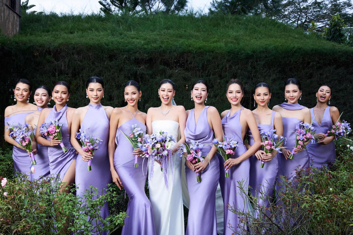 Hoa hậu Khánh Vân đăng bộ ảnh nét căng với dàn phù dâu. Ảnh: FB Nguyễn Trần Khánh Vân