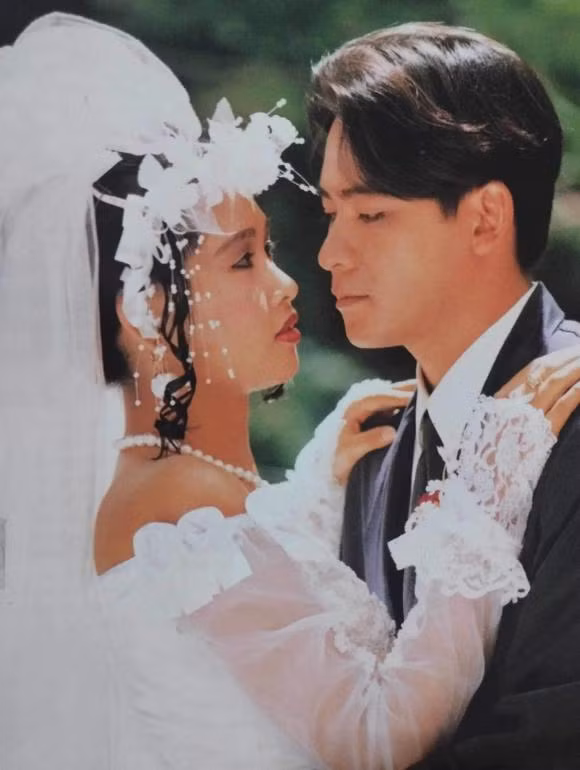 Minh Thư nhớ lại quá khứ: "Với diễn viên Huỳnh Anh Tuấn không nhớ phim gì luôn, 20 tuổi đã đi lấy chồng rồi, uổng ghê".