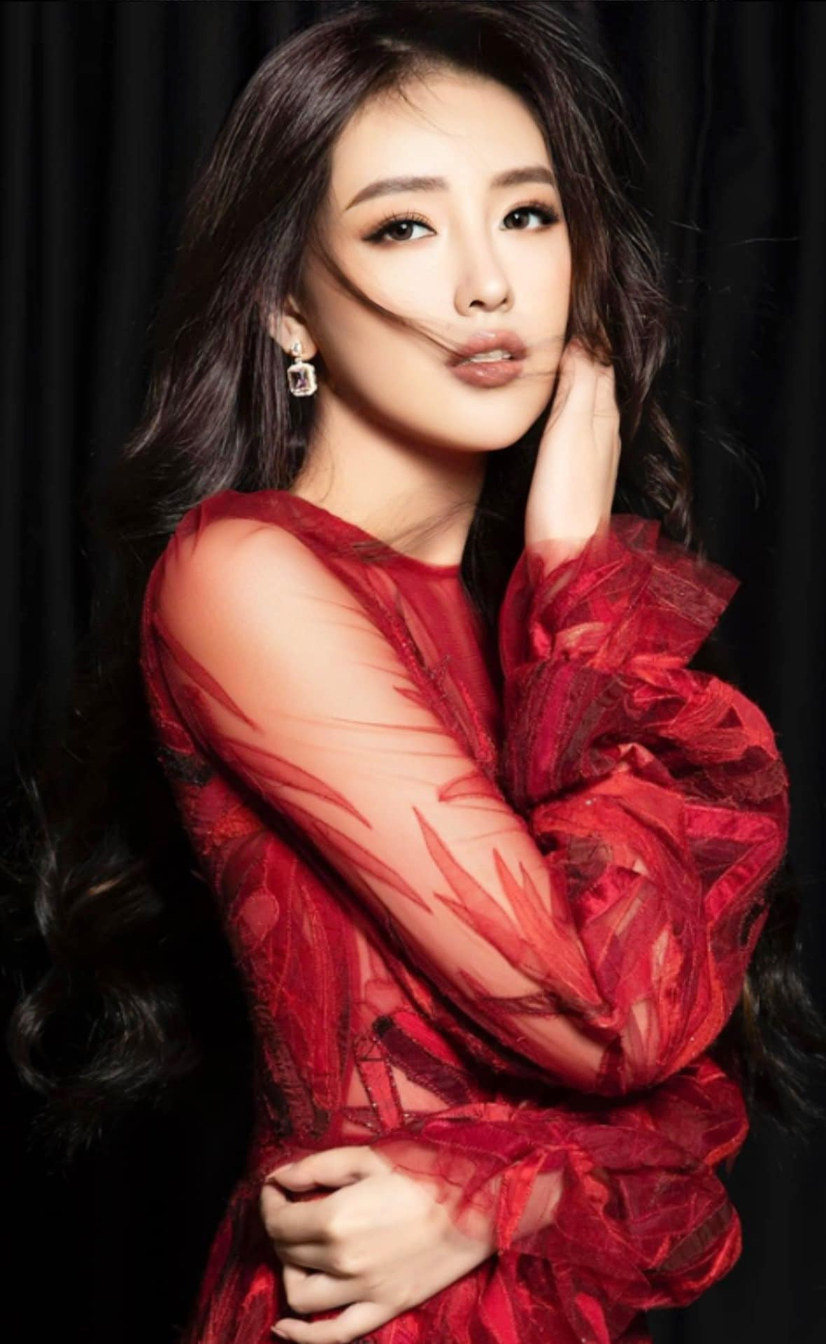 Hoa hậu Mai Phương Thúy đăng ảnh mới, được bạn bè khen xinh, gầy đi trông thấy sau quá trình giảm cân. Ảnh: FB Mai Phuong Thuy