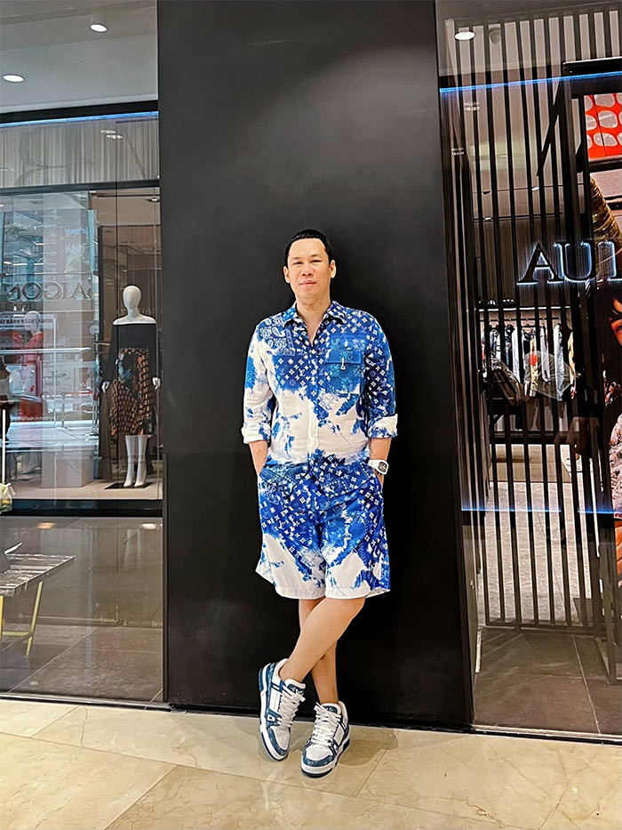 Chồng cũ Lệ Quyên trẻ trung, phong độ sau 3 năm ly hôn Chong cu Le Quyen tre trung, phong do sau 3 nam ly hon