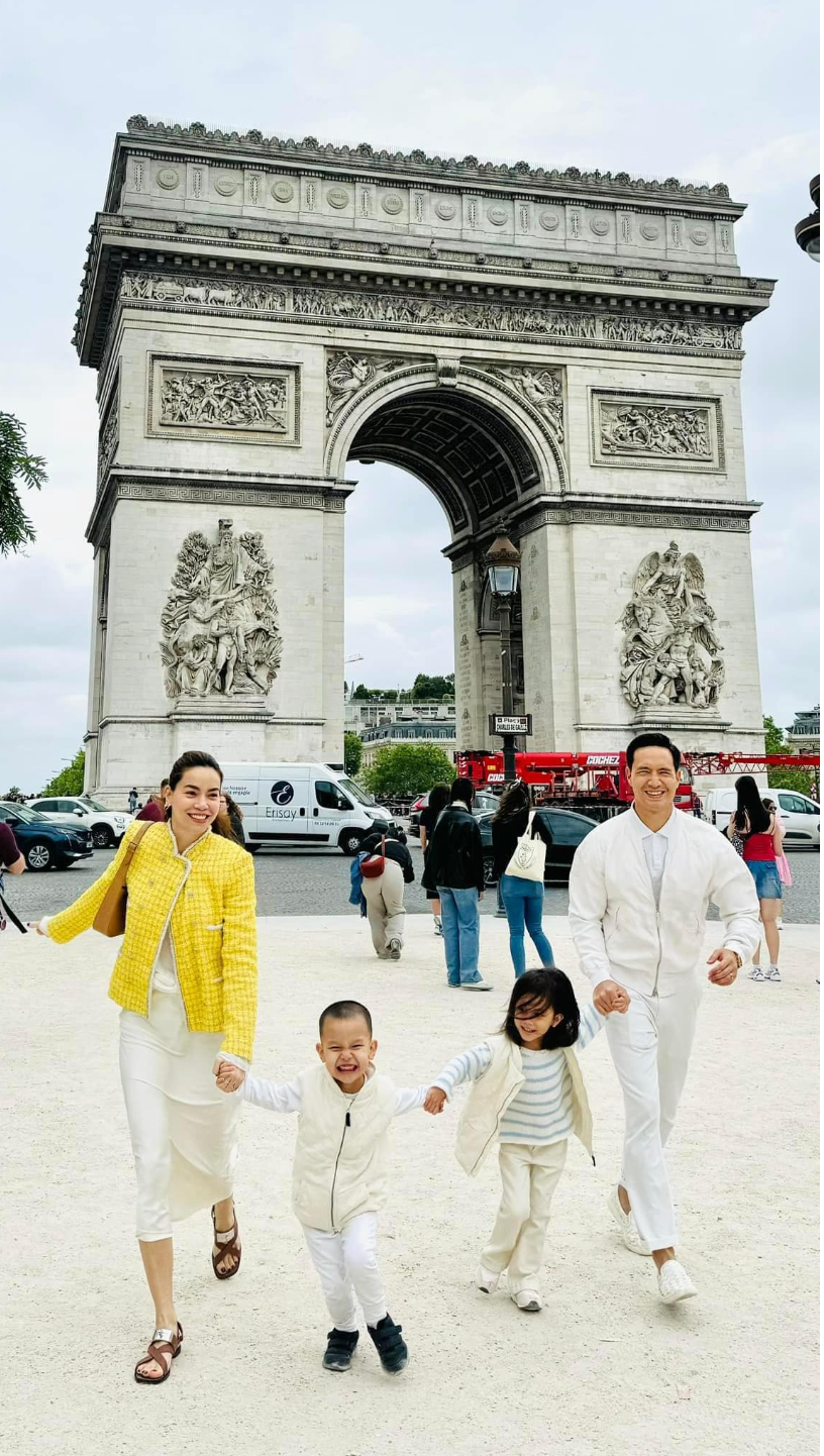 Hồ Ngọc Hà đưa 3 nhóc tỳ nghỉ hè ở Pháp.