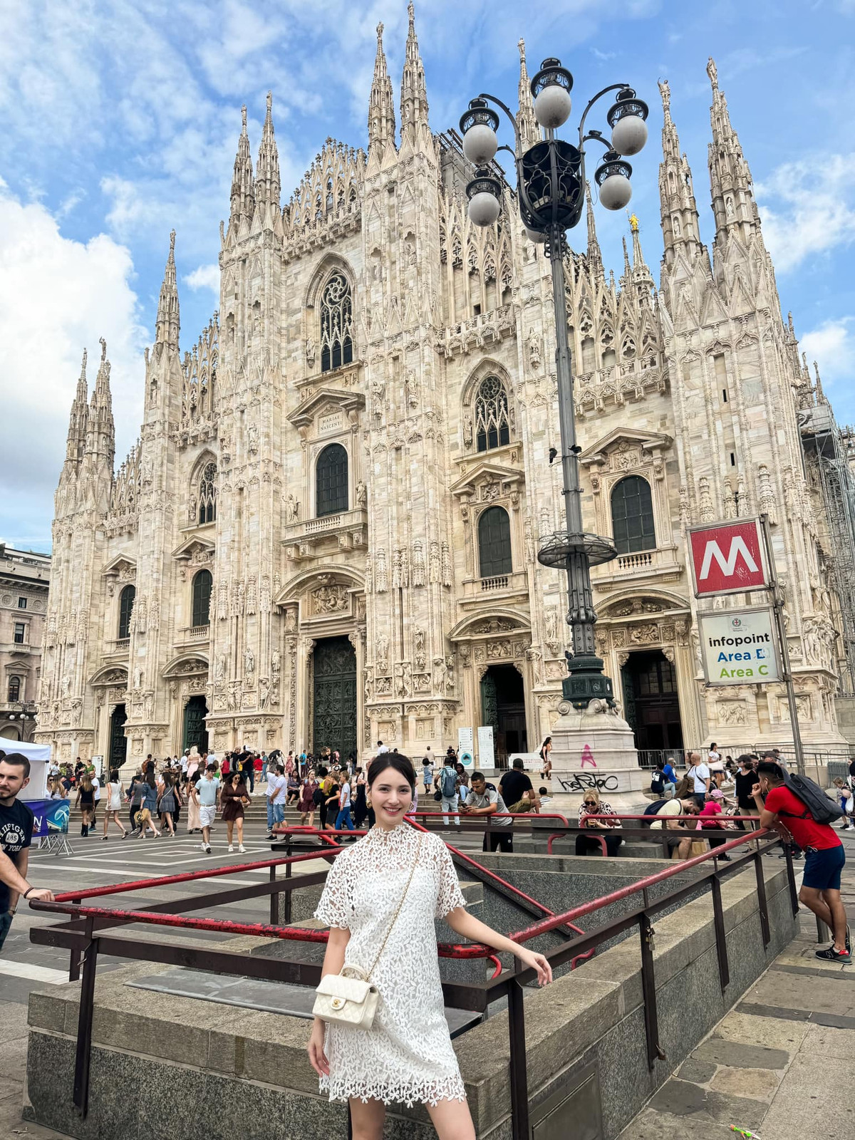 Bích Thủy tốt nghiệp Đại học Sân khấu Điện ảnh Hà Nội. Ngoài diễn xuất phim truyền hình và hoạt động tại nhà hát kịch, cô còn làm người mẫu ảnh. Ảnh: FB Nguyễn Bích Thuỷ