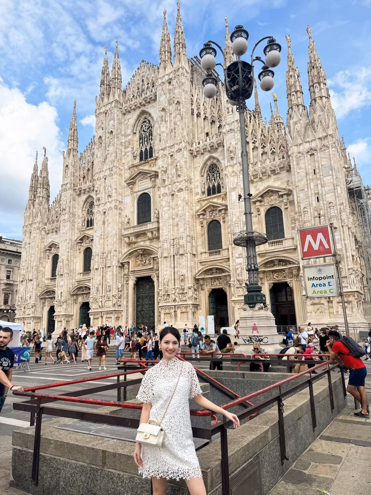 Bích Thủy tốt nghiệp Đại học Sân khấu Điện ảnh Hà Nội. Ngoài diễn xuất phim truyền hình và hoạt động tại nhà hát kịch, cô còn làm người mẫu ảnh. Ảnh: FB Nguyễn Bích Thuỷ