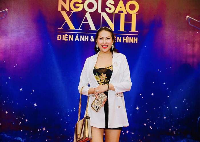 Nhan sắc Phi Thanh Vân sau 21 lần “dao kéo“ Nhan sac Phi Thanh Van sau 21 lan “dao keo“