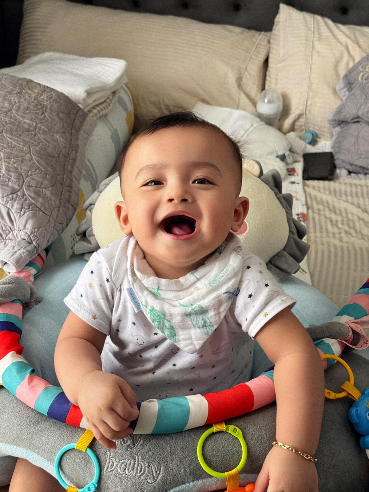 Cao Thái Sơn khoe con trai đáng yêu. Ảnh: FB Cao Thái Sơn