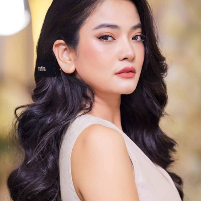 Tai nạn đã khiến khuôn mặt của nữ diễn viên "Chồng cũ, vợ cũ, người yêu cũ" gần như bị rách toàn bộ góc hàm bên trái và phải khâu 78 mũi.