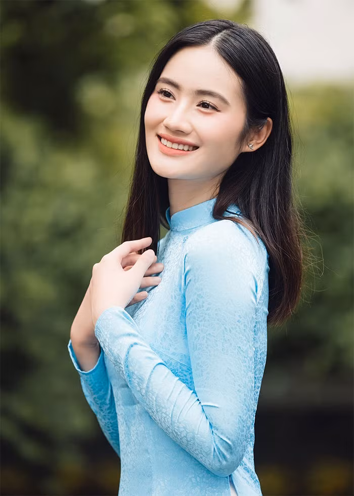 Người đẹp 22 tuổi sẽ đại diện Việt Nam tham dự cuộc thi Miss World lần thứ 72.
