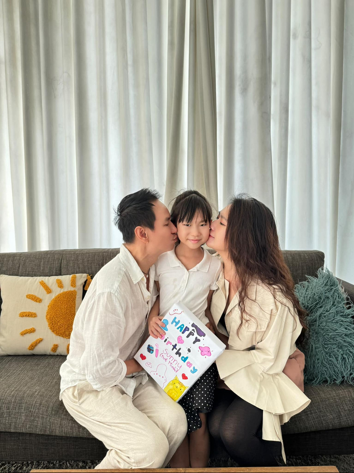 Cả hai thường xuyên cùng nhau đi du lịch để hâm nóng tình cảm và có những giây phút thư giãn bên nhau.