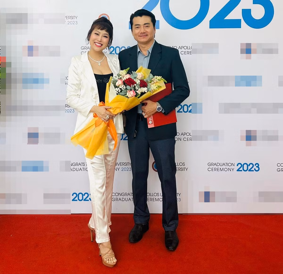 Cựu siêu mẫu cũng cho biết trên Vietnamnet rằng anh thay đổi bản thân để được Phi Thanh Vân đón nhận sau hơn 20 năm "trồng cây si".