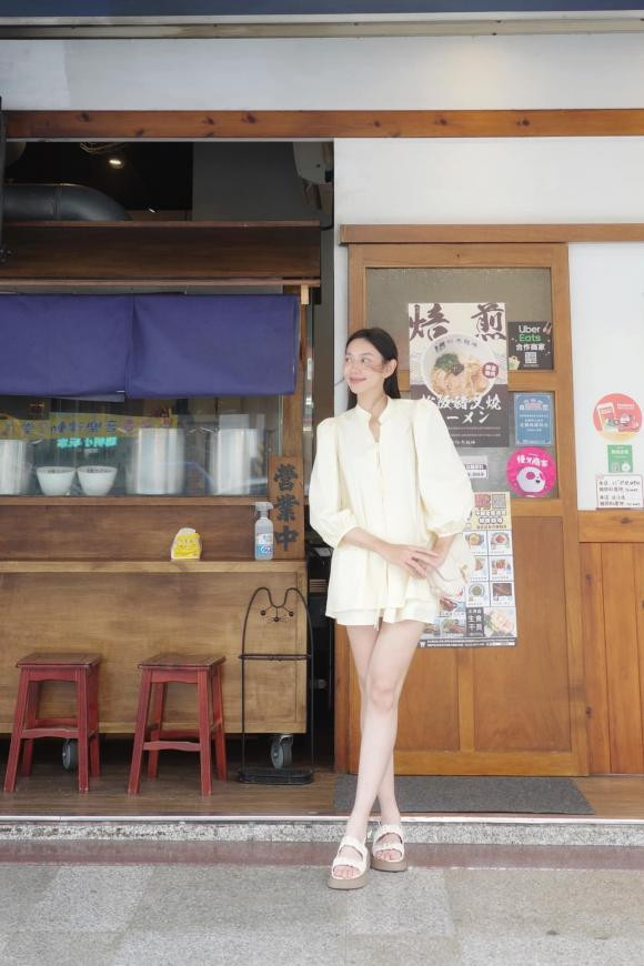 Hoa hậu Thùy Tiên check-in Đài Loan.