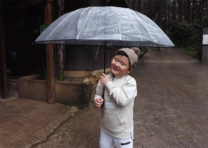 Mọi biểu cảm của Hayden từ cười, khóc, mếu... đều khiến cư dân mạng thích thú. (Ảnh: FB Trà My Idol)