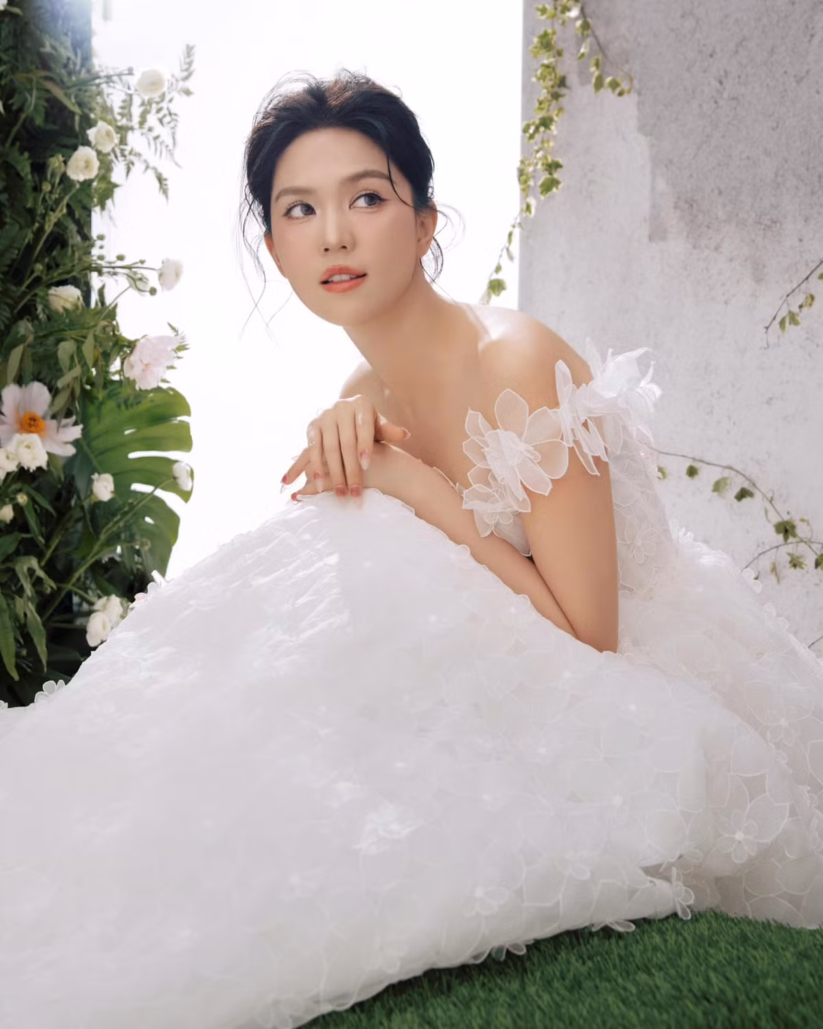 Hậu biến cố, Ngọc Trinh dần trở lại với cuộc sống đời thường và công việc.