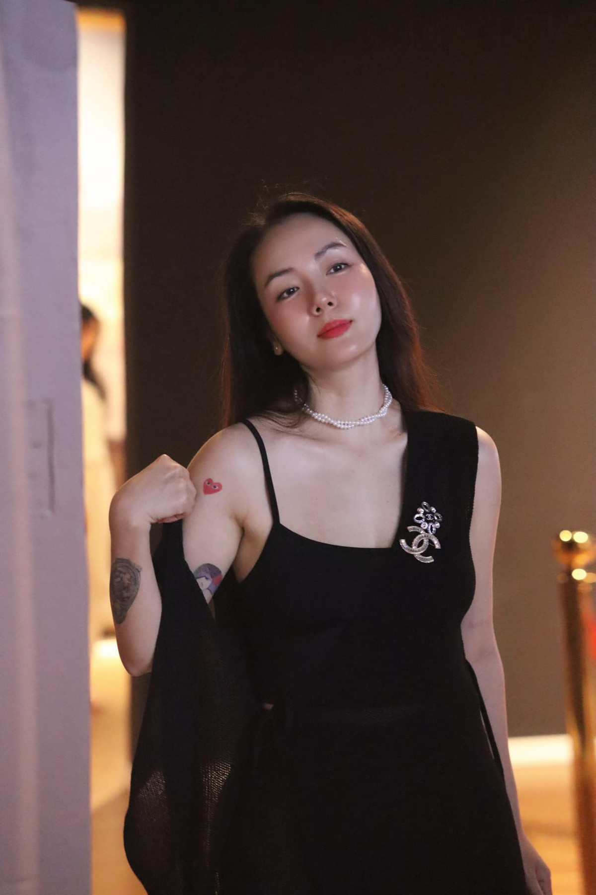 Ca sĩ Phương Linh gợi cảm.