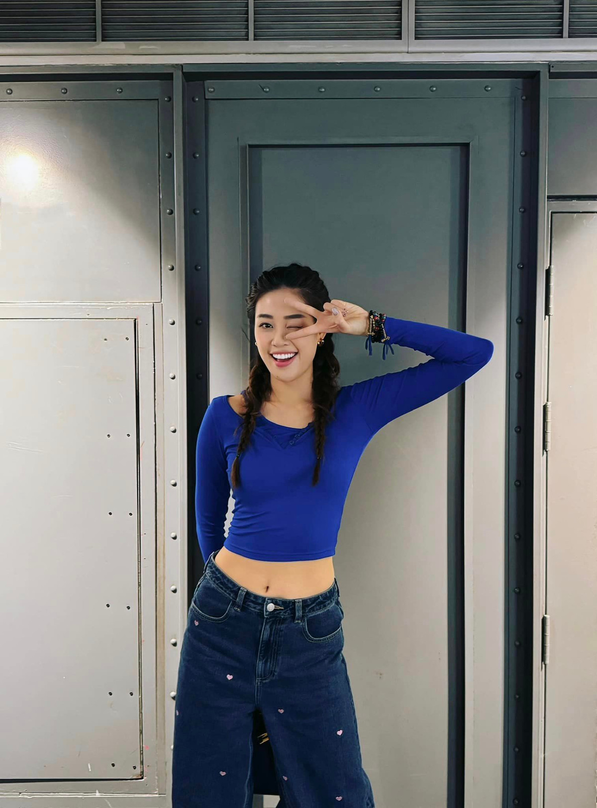 Ở tuổi 29, Khánh Vân thành công, đắt show sự kiện, thời trang, game show.