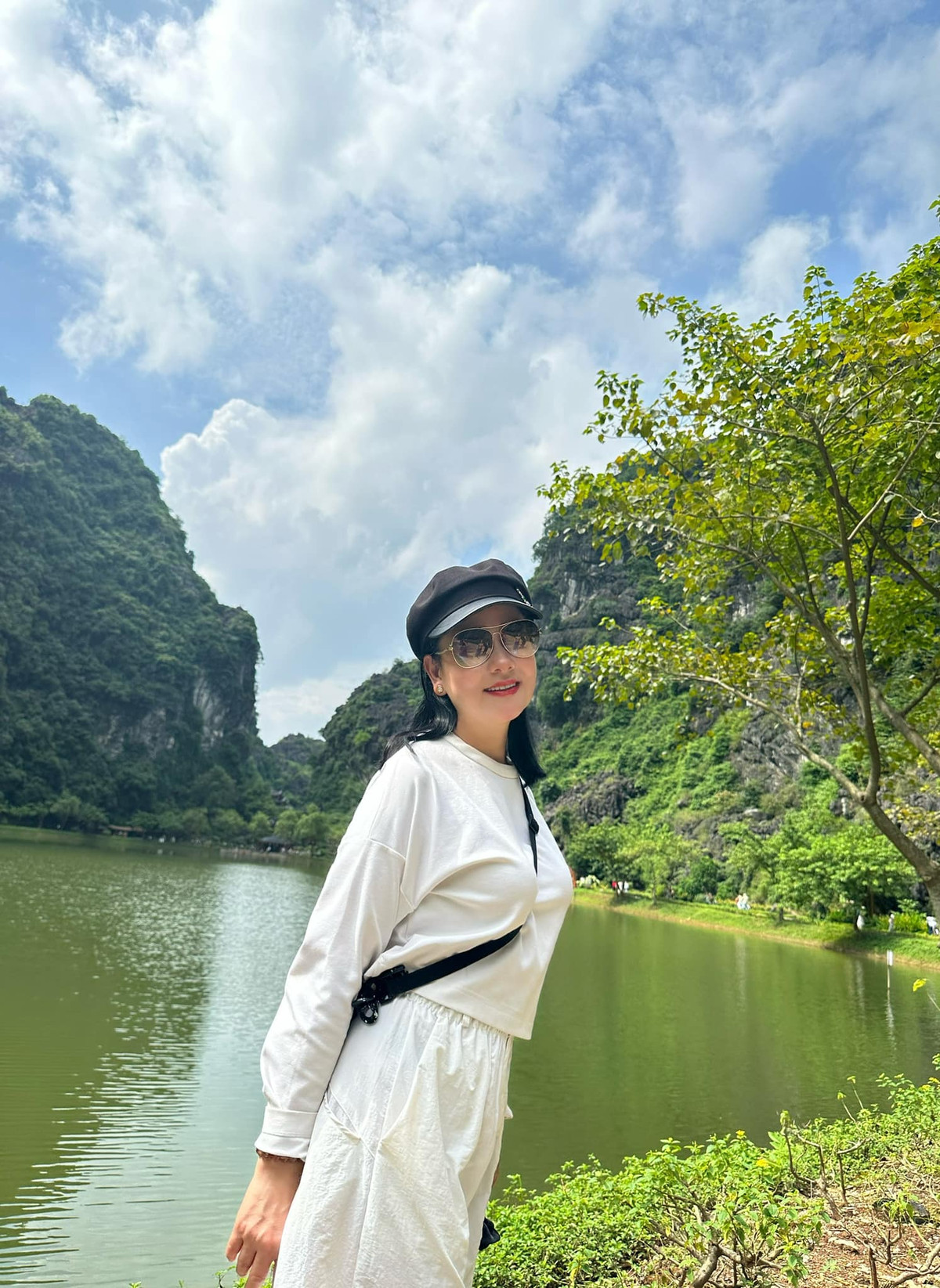 Bên cạnh đó, chế độ ăn uống khoa học cũng là một phần quan trọng trong bí quyết giữ gìn vóc dáng của diễn viên Thu Quế. Ảnh: FB Quế Thu