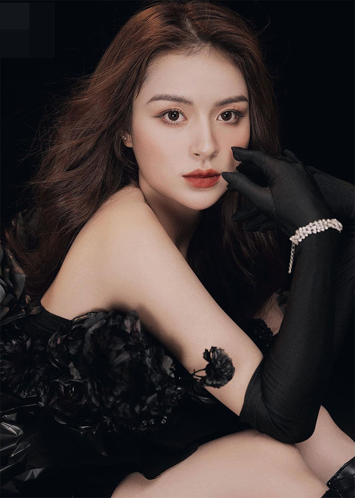 Ngọc Anh chia sẻ cô được chồng chiều chuộng và cuộc sống hạnh phúc đủ đầy nên thần thái ngày càng tốt hơn.