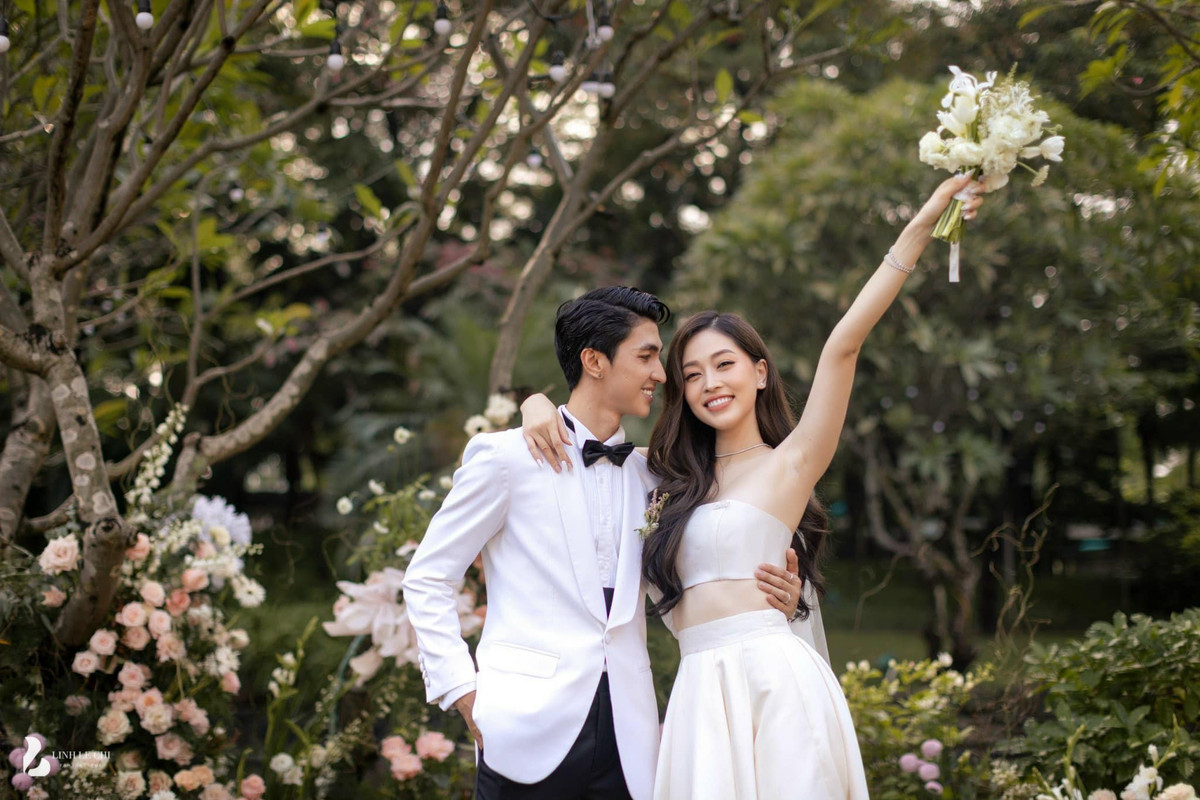Diễn viên Bình An và Á hậu Bùi Phương Nga gặp nhau lần đầu tiên vào năm 2017 khi cùng tham gia một dự án phim. Sau một thời gian tìm hiểu, họ chính thức hẹn hò vào năm 2018. Ảnh: FBNV