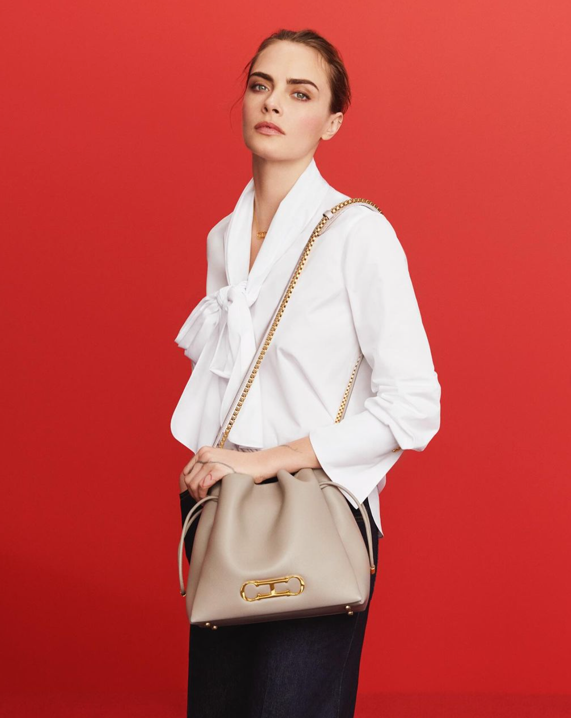 Siêu mẫu Cara Delevingne từng được biết đến là cựu thiên thần bốc lửa, cá tính bậc nhất hãng nội y Victoria's Secret. Ảnh: IGNV