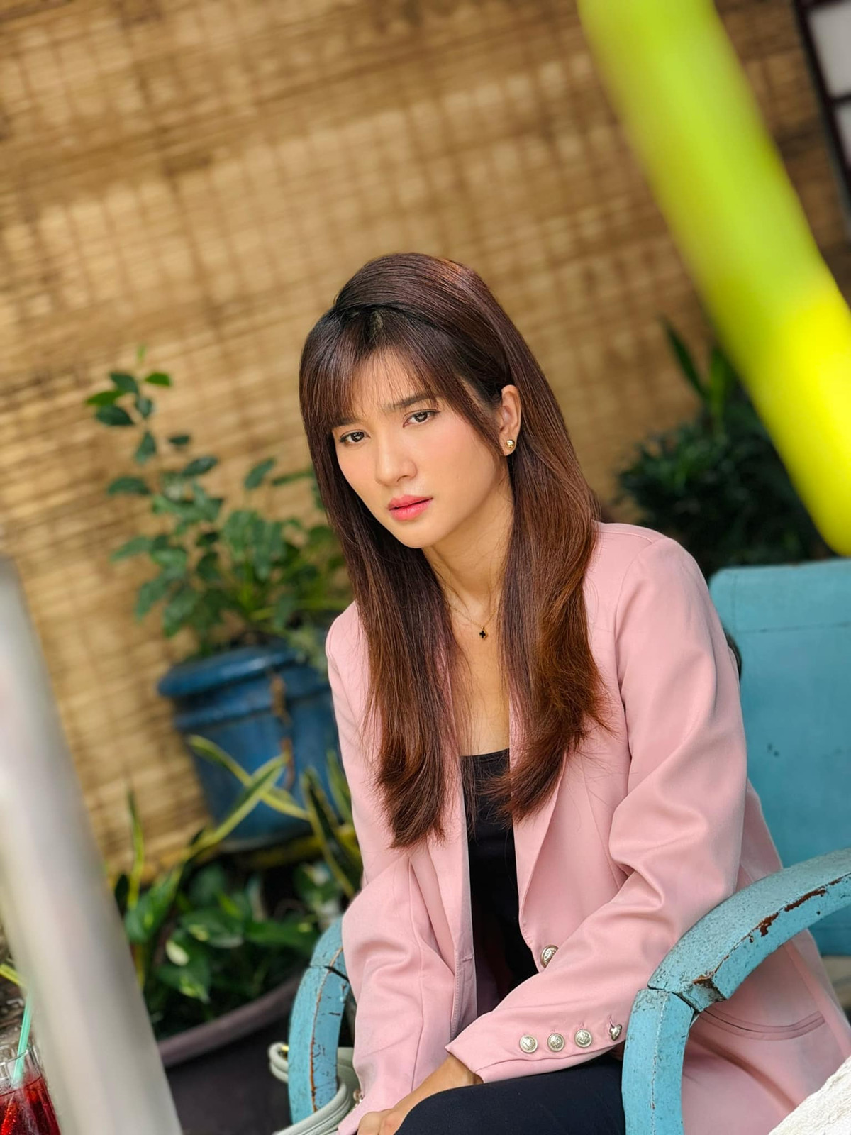 Ở tuổi U40, nữ diễn viên được đánh giá có nhan sắc thu hút, mặn mà.