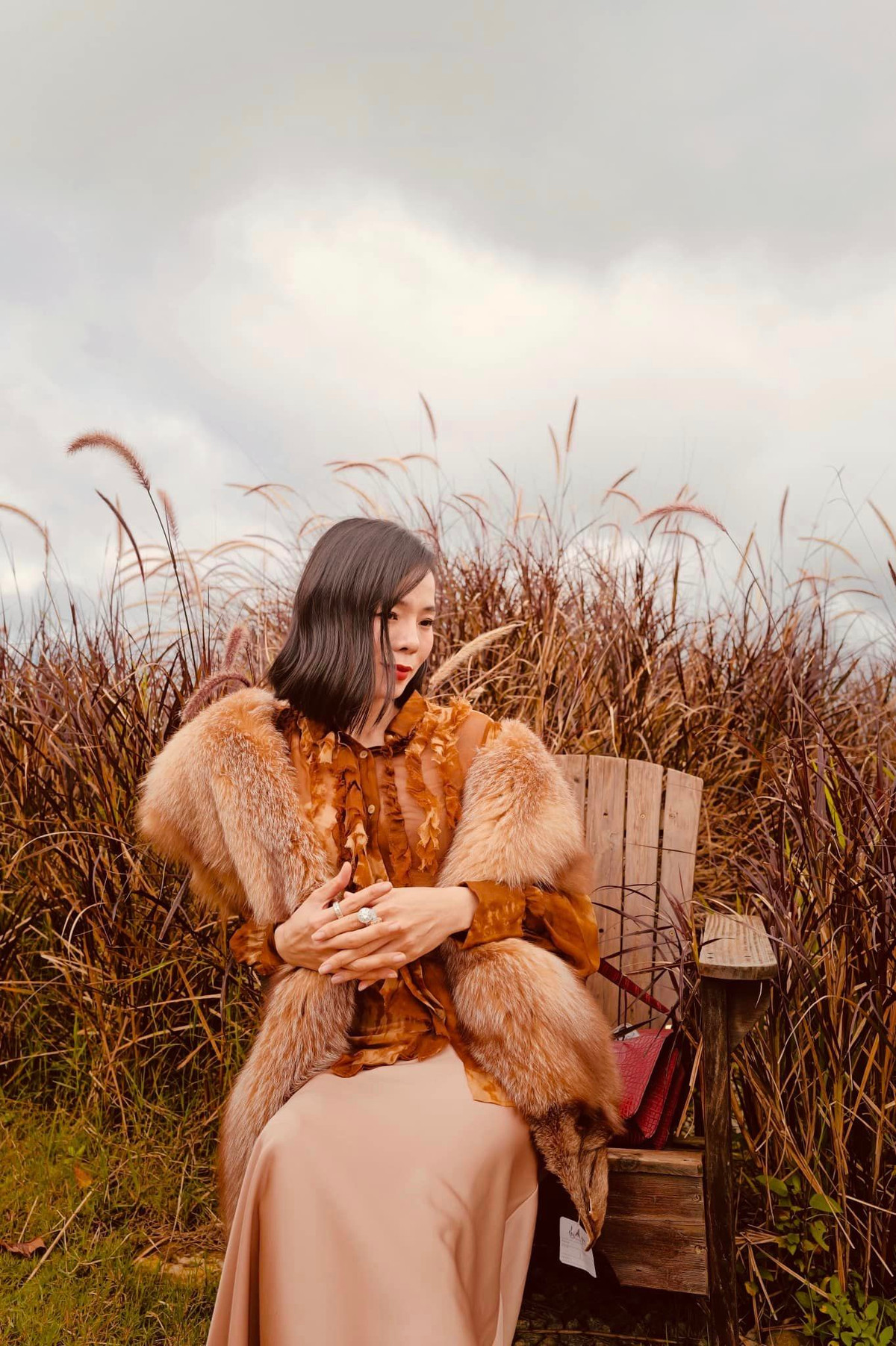 Lệ Quyên chụp ảnh đầy nghệ thuật ở Đà Lạt. Ảnh: FB Lệ Quyên