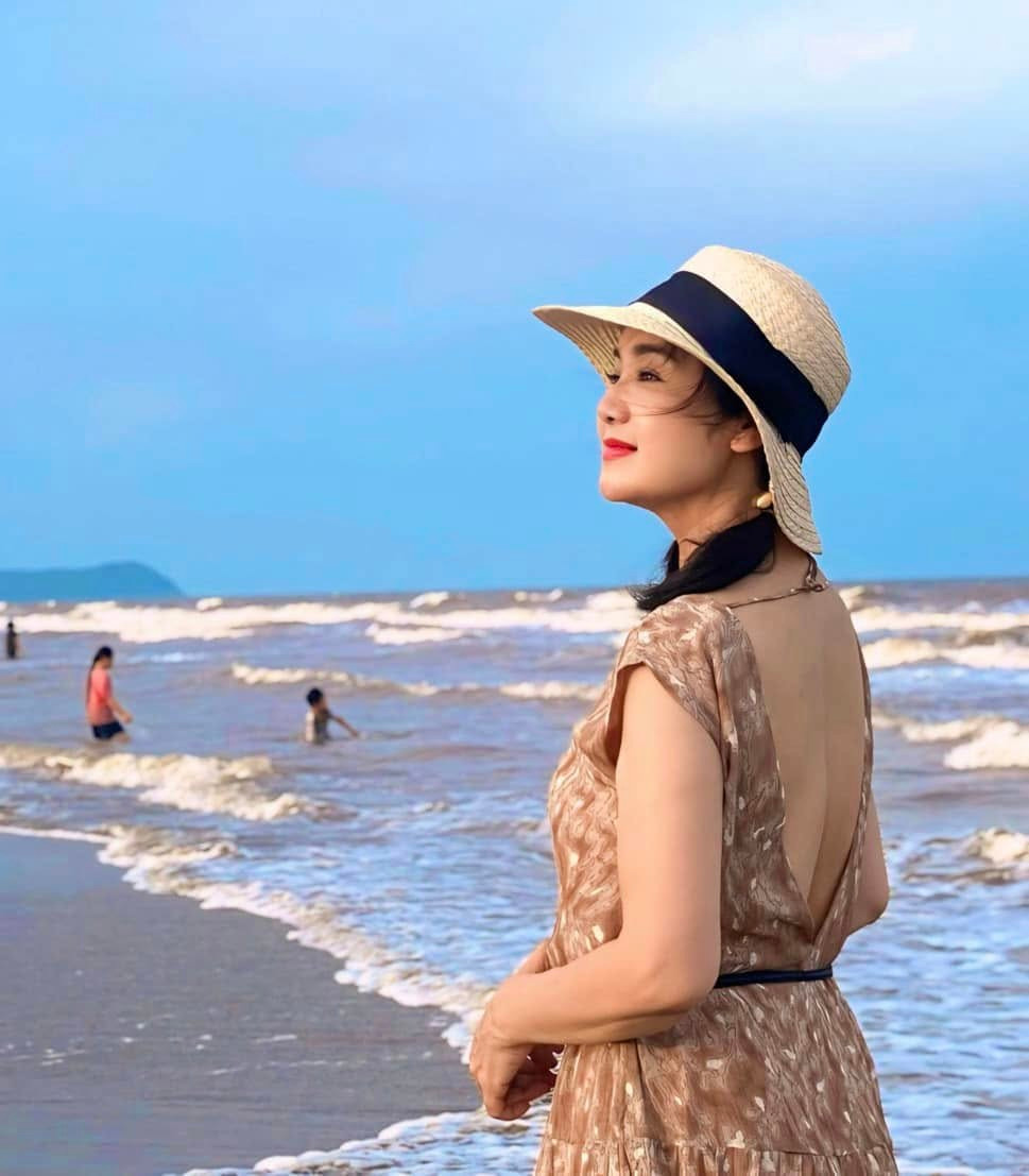 Thu Hà hay chia sẻ những khoảnh khắc đời thường tràn đầy năng lượng tích cực. Ảnh: FB Nguyệt Hà