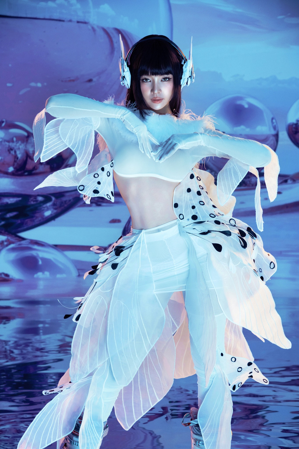 Dù sở hữu chiều cao chỉ 1m6 nhưng Mie có thân hình vô cùng gợi cảm, vòng eo nhỏ xíu làm không ít chị em ngưỡng mộ. Ảnh: FB DJ Mie