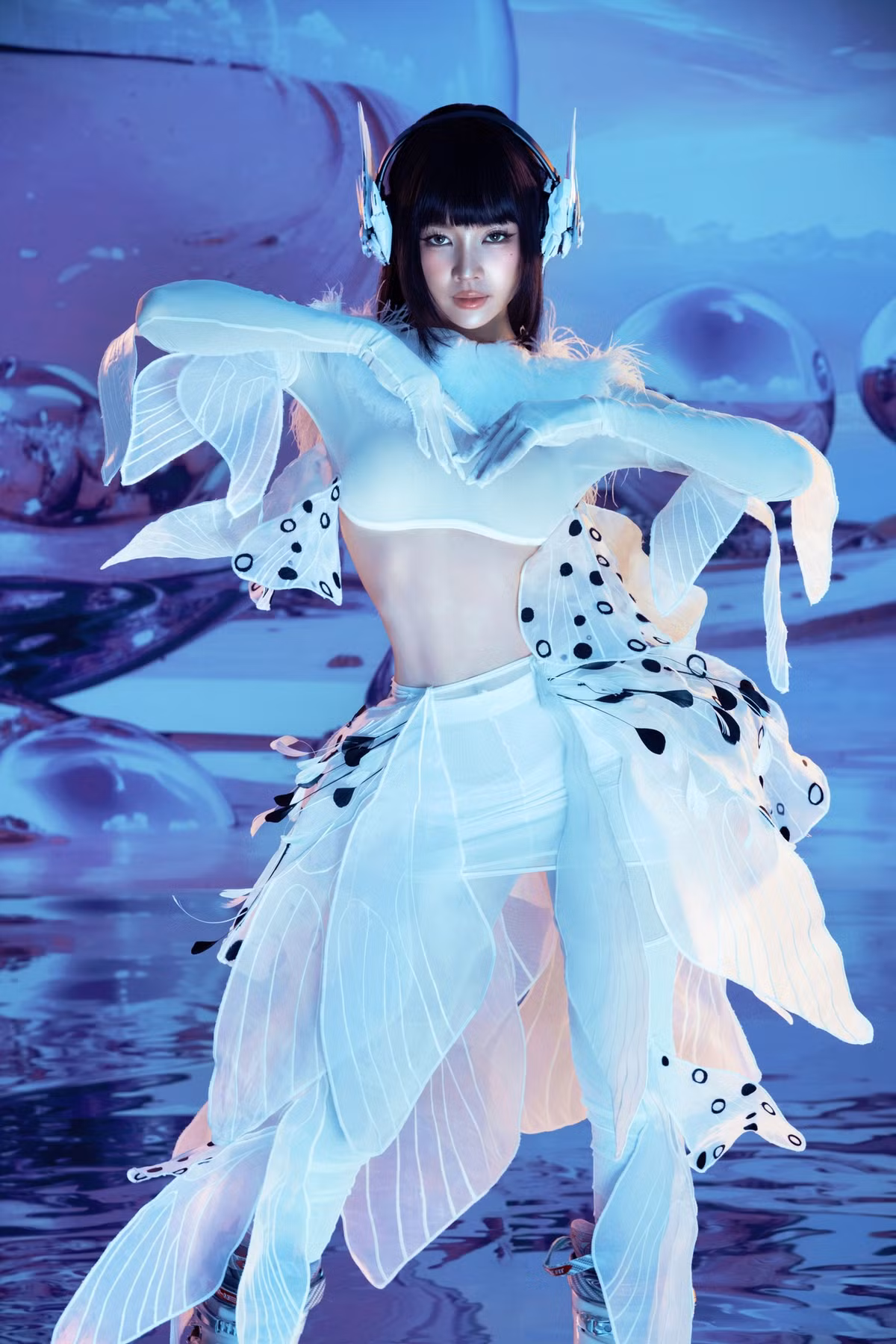 Dù sở hữu chiều cao chỉ 1m6 nhưng Mie có thân hình vô cùng gợi cảm, vòng eo nhỏ xíu làm không ít chị em ngưỡng mộ. Ảnh: FB DJ Mie