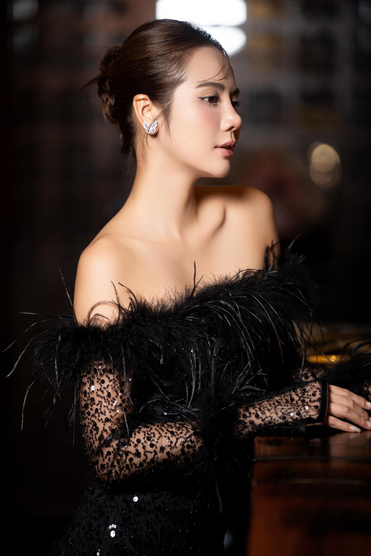 Diễn viên Phan Minh Huyền khoe sắc vóc gợi cảm. Ảnh: FB Phan Minh Huyền